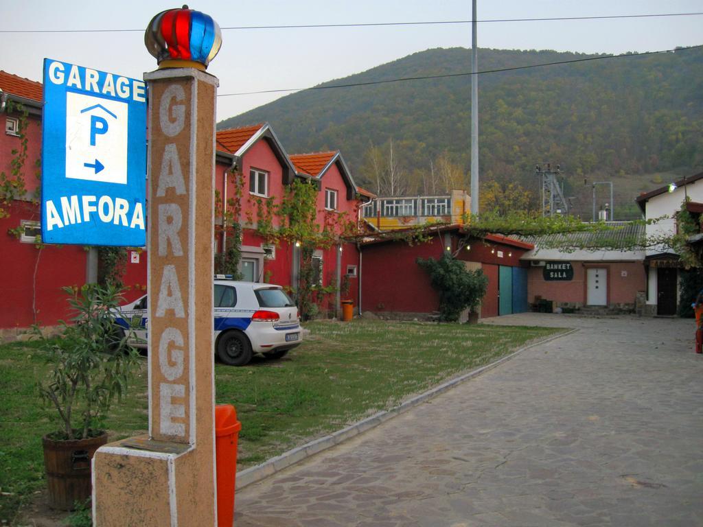 Amfora Rooms Caribrod Dimitrovgrad Exterior foto